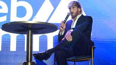 Пикацху илустратор Логана Паула продат за рекордних 16,5 милиона долара, ВВЕ звезда реагује на видео