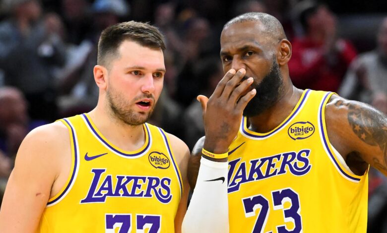 Лејкерси би пожалили што Луки и Леброну нису пружили додатну помоћ усред најновијих гласина о трговини у НБА лиги Лејкерси би пожалили што Луки и Леброну нису пружили додатну помоћ усред најновијих гласина о трговини у НБА лиги