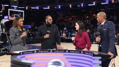 Цаитлин Цларк реагује на Пејтон Питцхард Буззер-Беатер видео након поређења вируса Реггие Миллер-а Цаитлин Цларк реагује на Пејтон Питцхард Буззер-Беатер видео након поређења вируса Реггие Миллер-а