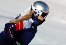 Линдзи Вон прозива критичаре који су је назвали ‘себичном’ на ИГ фотографији након повреде ноге на Олимпијади