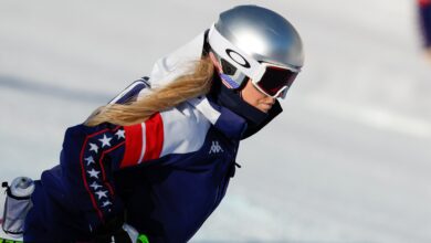 Линдзи Вон прозива критичаре који су је назвали ‘себичном’ на ИГ фотографији након повреде ноге на Олимпијади