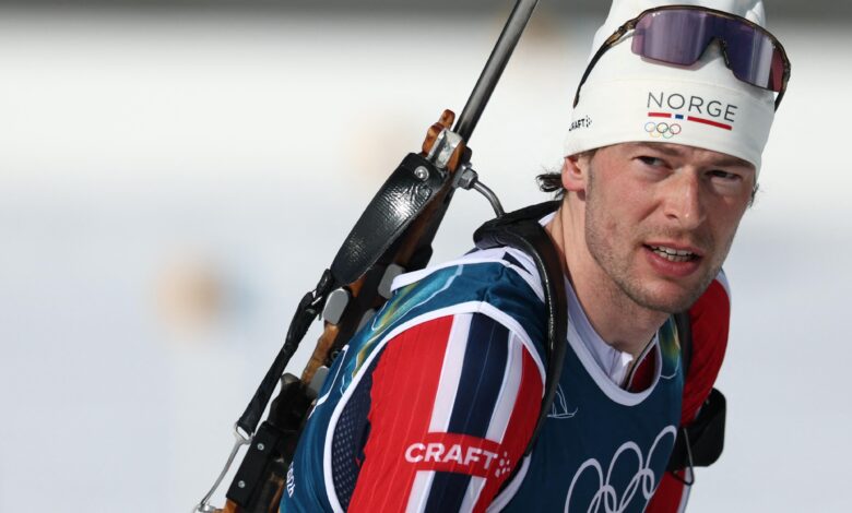 Вирусни норвешки олимпијац освојио је бронзану медаљу у спринт биатлону на 10 км за мушкарце на Зимским играма 2026.