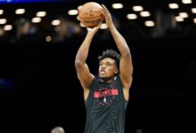 НБА казнио Колина Секстона због неприкладног геста у поразу Булса од Нетса