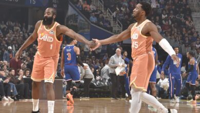 Дуо Јамес Харден-Донован Митцхелл одушевљава НБА фанове док Цавс побеђују Јалена Брунсона, КАТ, Никса