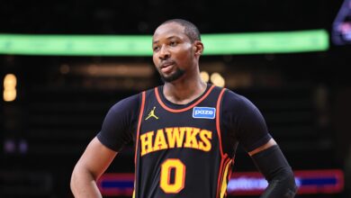 Како је Џонатан Куминга играо у Хавкс-у деби након размене ратника? Звук НБА навијача искључен