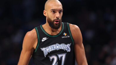 Звезда Тимбервулвса Руди Гоберт суочава се са аутоматском суспензијом након што је направио шесту флагрантну грешку у сезони