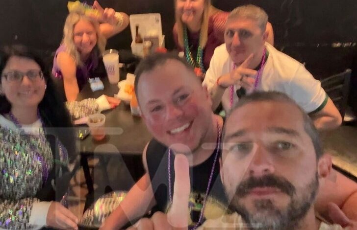 Схиа ЛаБеоуф одлази у паб за бургер након пуштања из затвора у Њу Орлеансу Схиа ЛаБеоуф одлази у паб за бургер након пуштања из затвора у Њу Орлеансу