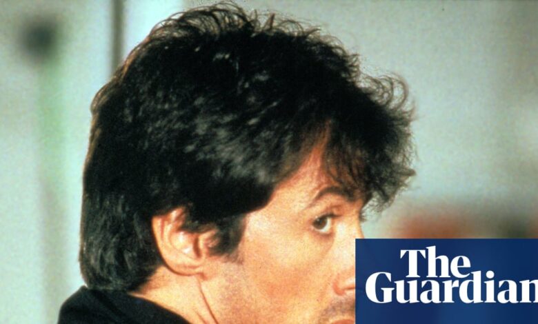 „Злочин је болест. Упознајте лек’: Филм о самоозбиљном полицајцу Силвестера Сталонеа је смешна забава | Филмови „Злочин је болест. Упознајте лек’: Филм о самоозбиљном полицајцу Силвестера Сталонеа је смешна забава | Филмови