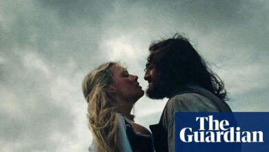 ‘Нови класик од Бога’: прве реакције на Вутхеринг Хеигхтс хвале ‘врућу, напаљену’ адаптацију Емералд Феннелл-а | Вутхеринг Хеигхтс