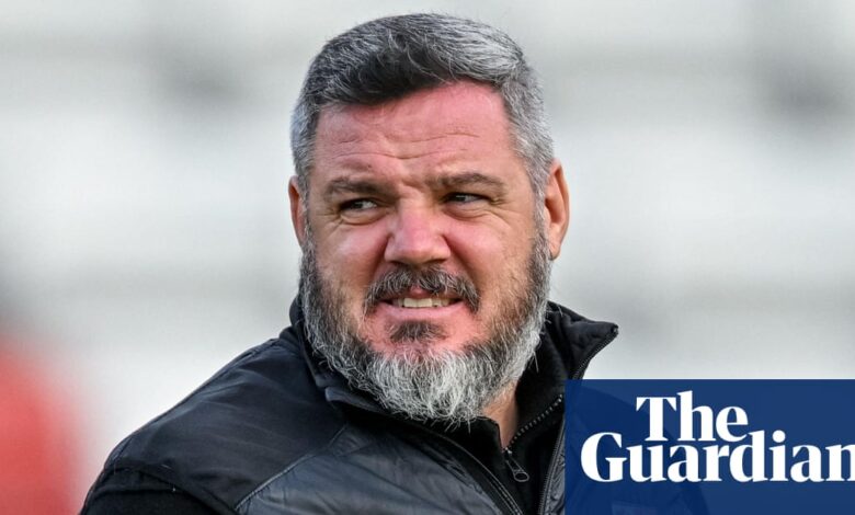 Менаџер Барнета Дин Бренан добио је забрану од девет утакмица због сексистичких коментара судији | Барнет