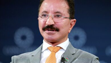 Милијардер Султан поднео оставку на место генералног директора ДП Ворлд усред скандала са Епштајном