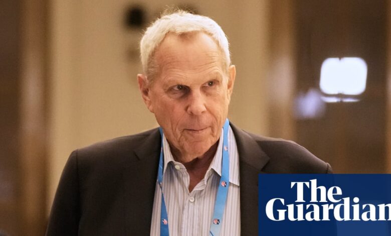 НФЛ испитује поруке између сувласника Гиантса Стевеа Тисха и Јеффреи Епстеина | Нев Иорк Гиантс