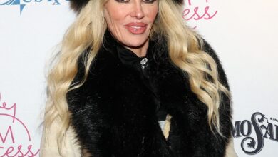 Бранди Гланвилле каже да су имплантати дојке изазвали паразите на лицу