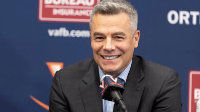 Лејкерси су именовали бившег тренера УВА Тонија Бенета за ‘саветника за драфт’ Роба Пелинке