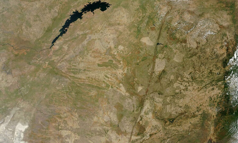 Скривена лепота 2,5 милијарди година старог „геолошког чуда“ Зимбабвеа откривена на упечатљивој фотографији астронаута — Земља из свемира Скривена лепота 2,5 милијарди година старог „геолошког чуда“ Зимбабвеа откривена на упечатљивој фотографији астронаута — Земља из свемира