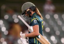 Разочарање док Аустралци одлазе у Индију у прекретници Елисе Пери