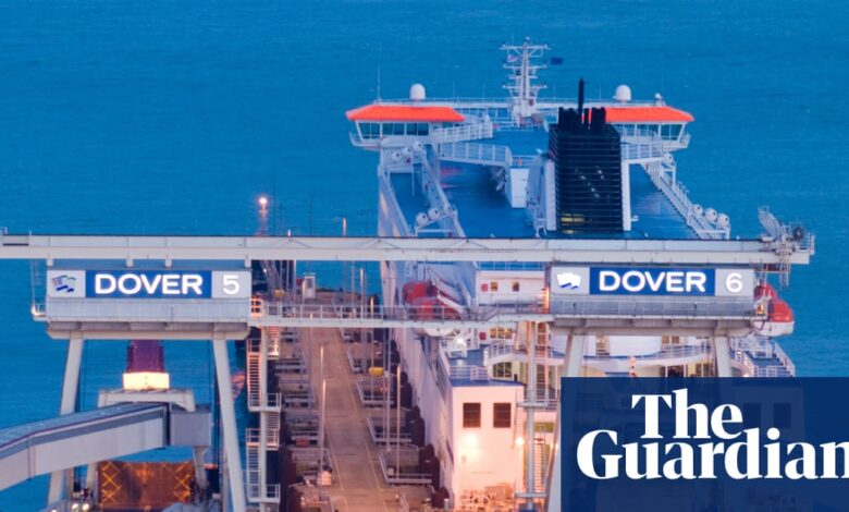 Двоструким држављанима биће одбијен улазак у УК од 25. фебруара осим ако немају британски пасош | Хоме Оффице