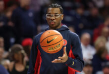 Томи Лојд из Аризоне каже да је Брајс Џејмс направио „огроман напредак“, а одлуку о црвенокошуљашима назива „дугом игром“