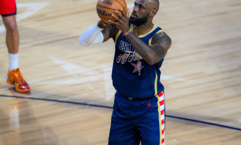 Лејкерси би наводно дочекали Леброна Џејмса у 24. НБА сезони ако жели да се врати