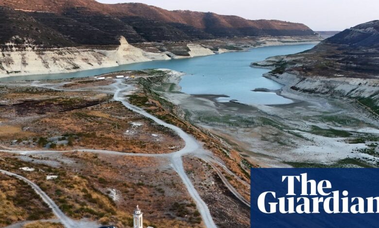 Кипар апелује на становнике да смање употребу воде за два минута дневно усред суше | Кипар