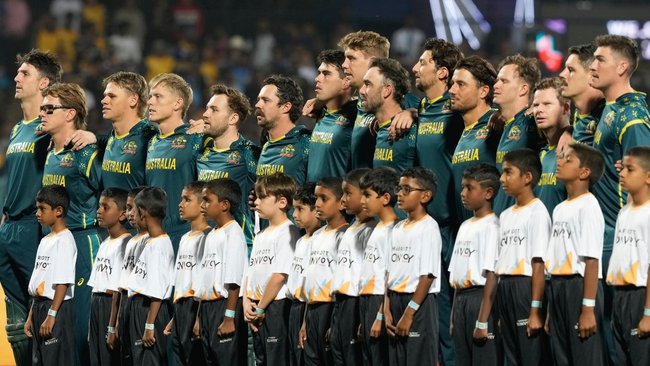 Аустралијски селектор Тони Додемејд објашњава омаловажавање Стива Смита на Светском првенству док Метју Хејден показује прстом