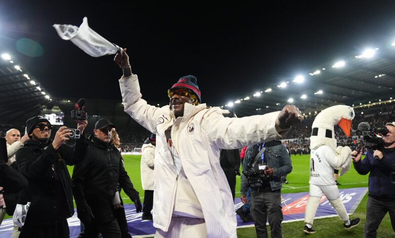 Снуп Дог у Свонсију: Рекордна публика, вртећи пешкири и драматичан еквилајзер за време прекида