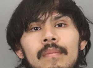 Помоћник директора Сан Хозеа одликован наградом за наставу 49ерс ухапшен у убоду деце предатора