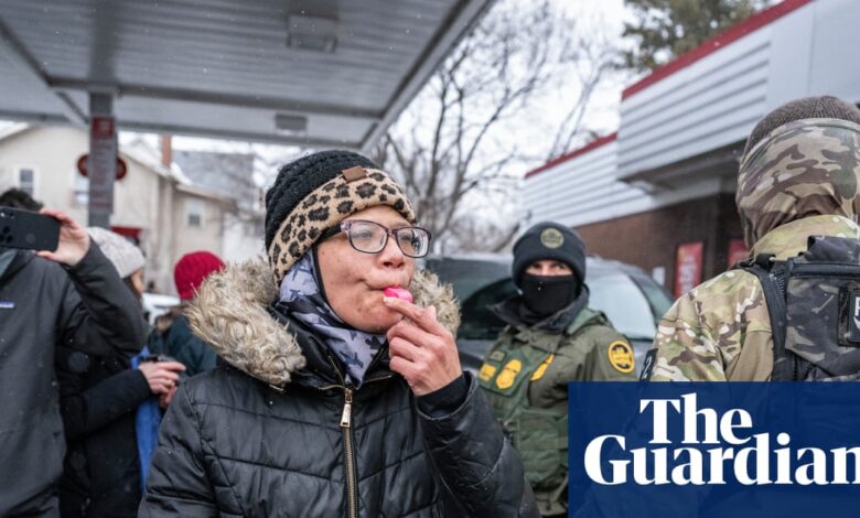 Звиждаљке су симбол отпора усред Трампове акције ИЦЕ-а. Неки кажу да више боле него помажу | ИЦЕ (САД за имиграцију и царину)