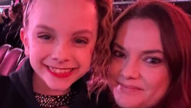 Развеселите маму која је наводно убила ћерку у убиству-самоубиству имала је проблема са старатељством