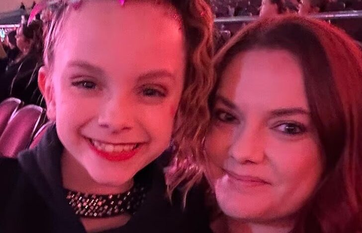 Развеселите маму која је наводно убила ћерку у убиству-самоубиству имала је проблема са старатељством