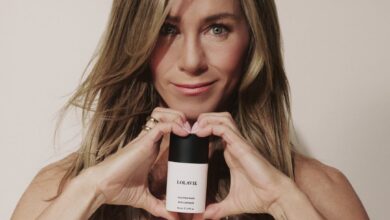 ЛолаВие Сцулптинг Пасте, производ који је Џенифер Анистон желела да има на сету