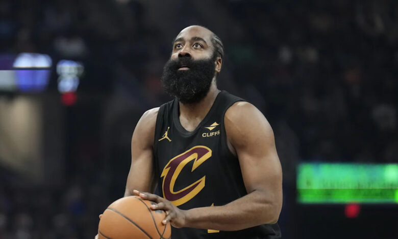 Звезда Кавалирса Џејмс Харден наводно је на процењивању након што је задобио прелом десног палца у победи над Никсима