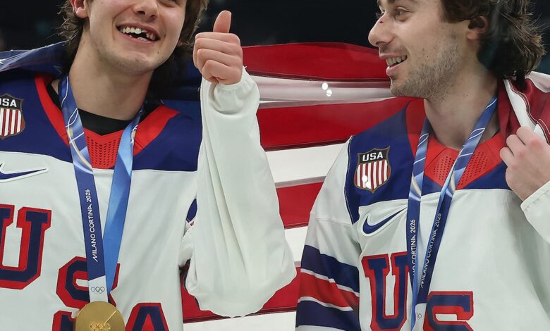 Мушки хокејашки тим САД освојио је злато Мушки хокејашки тим САД освојио је злато
