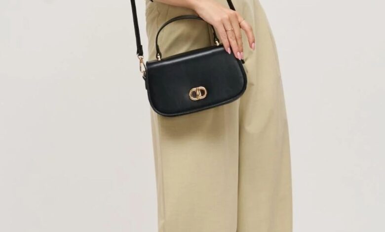 Торбе преко тела које ћете носити сваки дан Торбе преко тела које ћете носити сваки дан