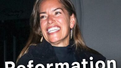 ‘Диссо Куеен’ Лаура Вассер постаје лице Реформатион’с ‘Диворце Цоллецтион’ ‘Диссо Куеен’ Лаура Вассер постаје лице Реформатион’с ‘Диворце Цоллецтион’