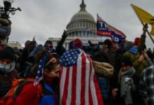 Трамп помиловао нападача на Капитол, осуђен за сексуално злостављање малолетника и непристојно излагање