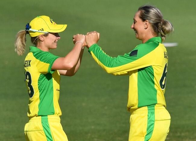 Асхлеигх Гарднер признаје „разочарење“ што је занемарена, али подржава Сопхие Молинеук као новог кормила