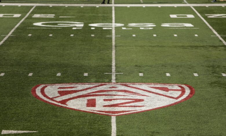 Фудбалски распоред Пац-12 за 2026. је јединствен, флексибилан и дизајниран са једним циљем на уму: Плеј-оф колеџ фудбала