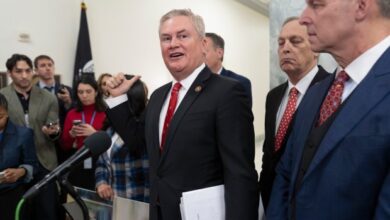 Бил, Хилари Клинтон пристају да сведоче у истрази против Епштајна