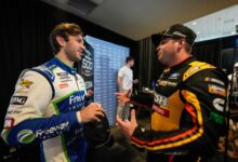 Возач Наскара ухваћен новим правилом на стази: „Осећам се као идиот“