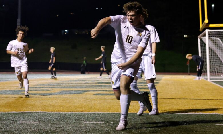 Фудбалски преглед Баи Ареа укључује плеј-оф ЦЦС дивизије И, плус НЦС резултате