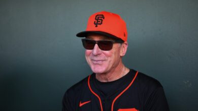 Бивши менаџер СФ Гиантса Боб Мелвин ангажован од стране А као специјалног помоћника