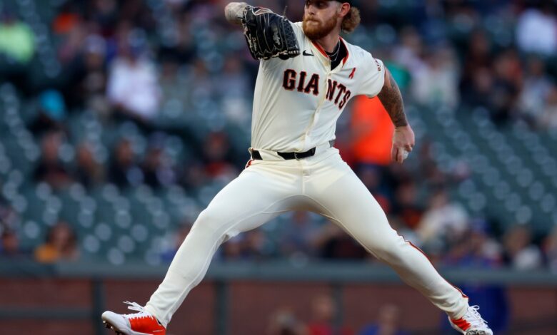 Царсон Вхисенхунт из СФ Гиантса пали радарски пиштољ у симулираној игри