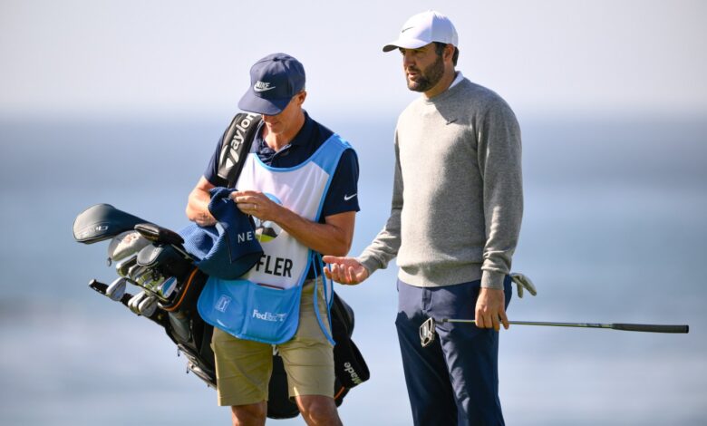 Сцхеффлер се отвара при дну табеле лидера Пеббле Беацх Про-Ам