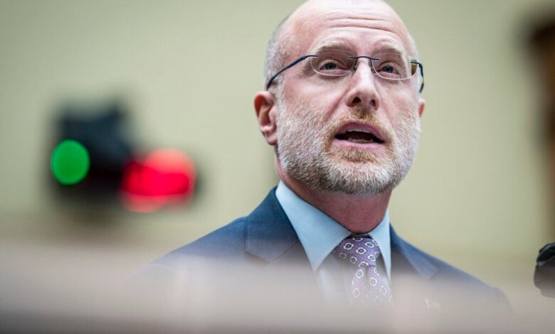 Трампов председник ФЦЦ-а жели да мреже воде националистички садржај и обећају лојалност за амерички велики рођендан Трампов председник ФЦЦ-а жели да мреже воде националистички садржај и обећају лојалност за амерички велики рођендан