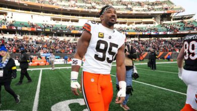 Милес Гарретт гледа филмове ‘Годзила’ прије утакмица, Бровнс Стар говори о НФЛ-у укида рекорд