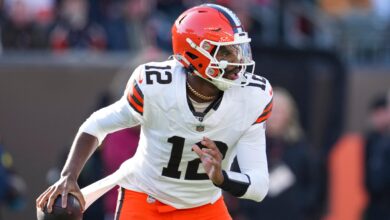 Схедеур Сандерс разговара о „вези“ са новим Браунс ХЦ Тоддом Монкеном након вирусног видеа Схедеур Сандерс разговара о „вези“ са новим Браунс ХЦ Тоддом Монкеном након вирусног видеа