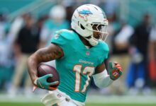 НФЛ трговачке гласине о Јаилен Ваддле, Де’Вон Ацхане након што су Долпхинс пустили Тиреек Хилл-а