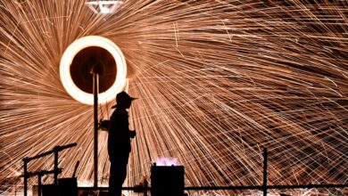 Експлозија кинеске продавнице ватромета убила 12 људи током прославе Лунарне Нове године Експлозија кинеске продавнице ватромета убила 12 људи током прославе Лунарне Нове године