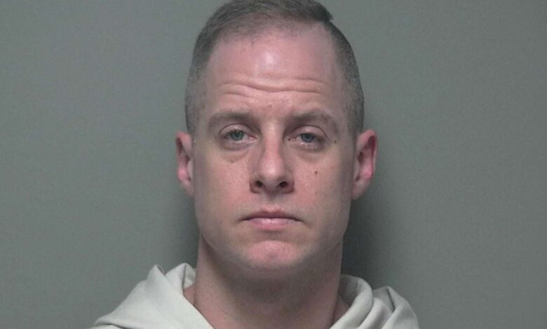 Цалеб Флинн, бивши такмичар ‘Америцан Идол’, оптужен за убиство супруге